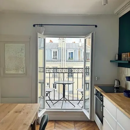 Sunny 2 Bedroom In Batignolles * Paris