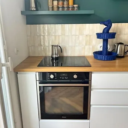 Sunny 2 Bedroom In Batignolles Paris