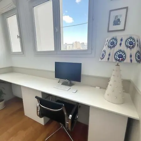 Apartment Sunny 2 Bedroom In Batignolles Paris