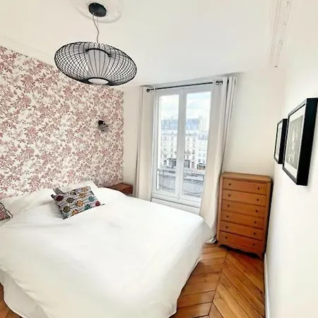 Sunny 2 Bedroom In Batignolles Paris