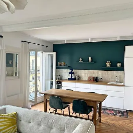 Sunny 2 Bedroom In Batignolles Paris